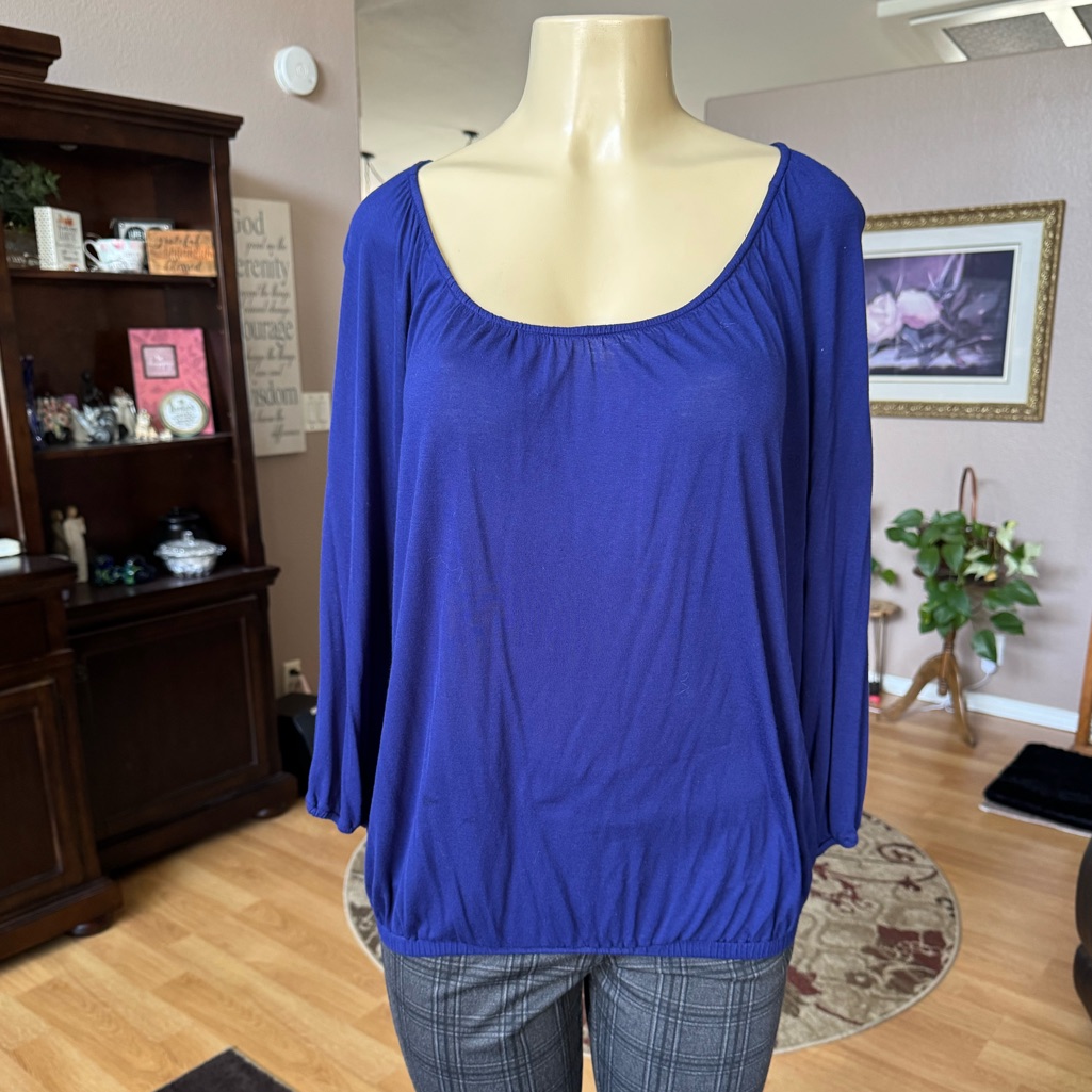 Old Navy Royal Blue 3/4 Sleeves Scoop Neck Blouse-Size L
